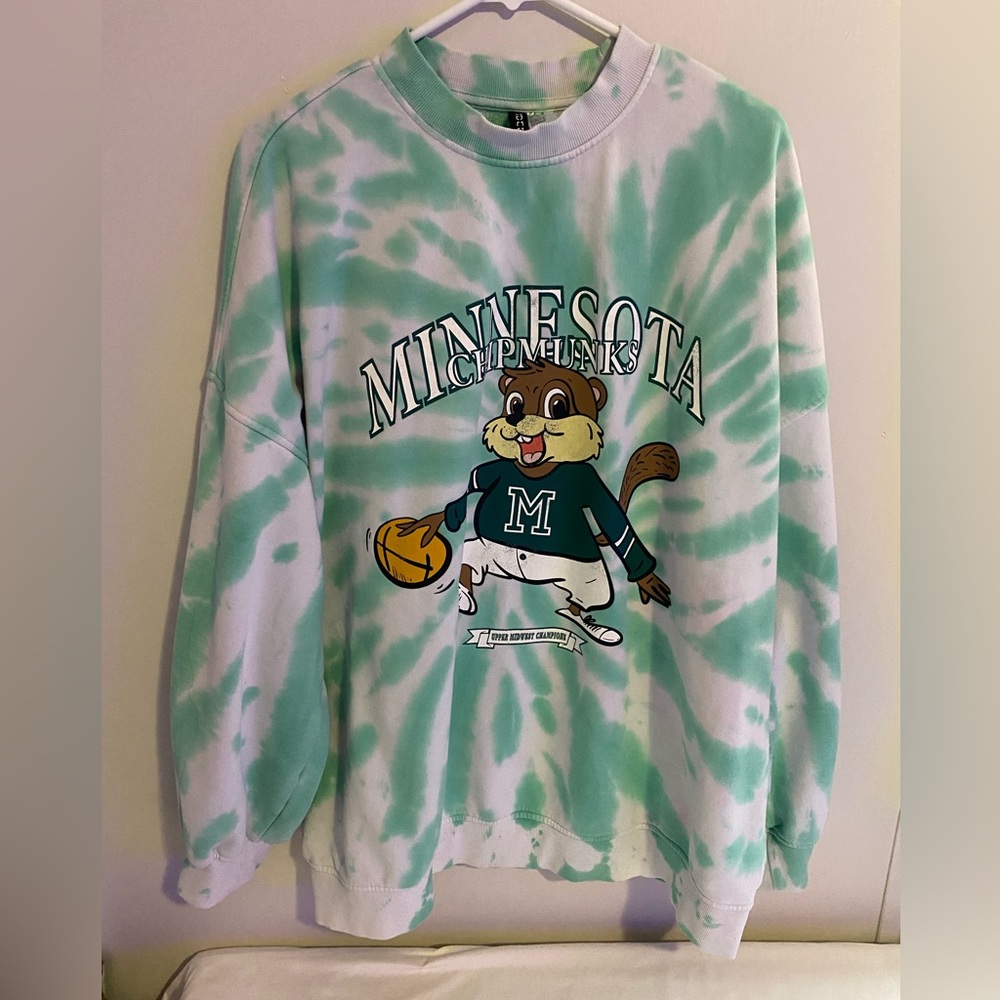 Minnesota Chipmunk Green Tied Dyed Crewneck Sweatshirt Women’s XL